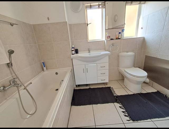 2 BEDROOM PROPERTY TO RENT IN NORTH BEACH